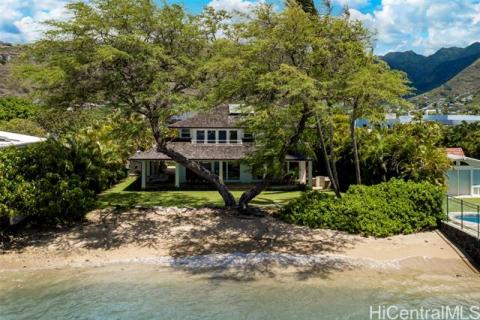 AINA HAINA BEACH