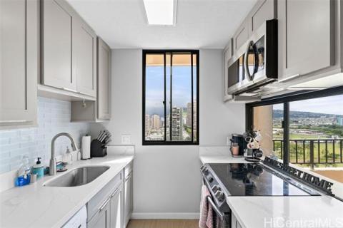 2121 Ala Wai(unit#1806)