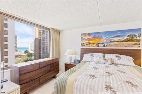 Waikiki Banyan(unit#1006-T2 (Mauka))