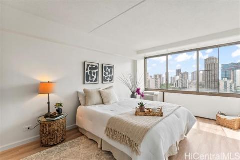 Marco Polo Apts(unit#1612)