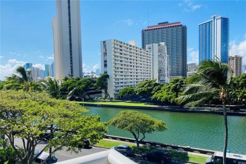 The Watermark(unit#401)