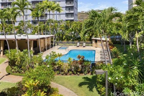 Country Club Plaza(unit#1409)