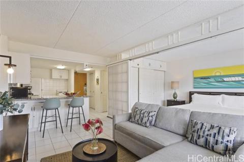 Ilikai Apt Bldg(unit#1517)