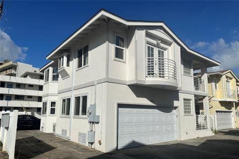 KAPIOLANI