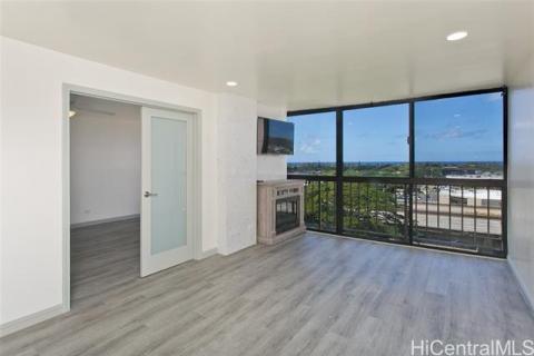 Kahala Towers(unit#A703)