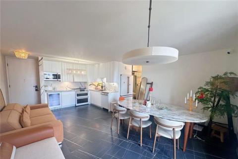 Chateau Waikiki(unit#3204)