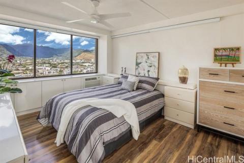 Marco Polo Apts(unit#2707)