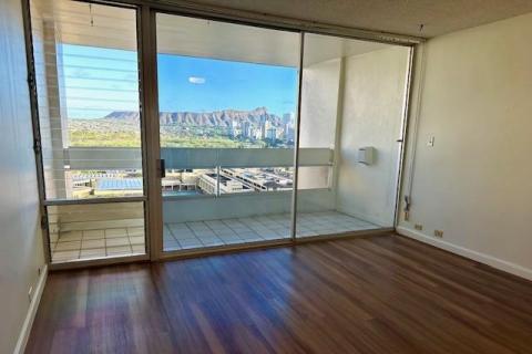 Ala Wai Plaza Skyrise(unit#1706)