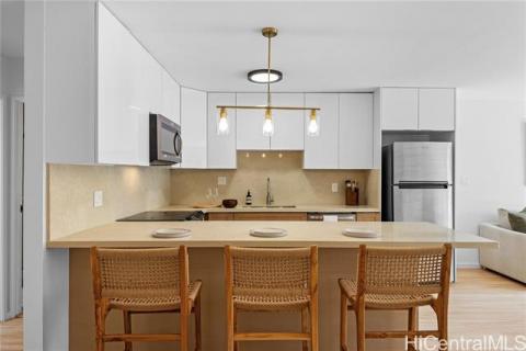 Windward Estate(unit#M102)