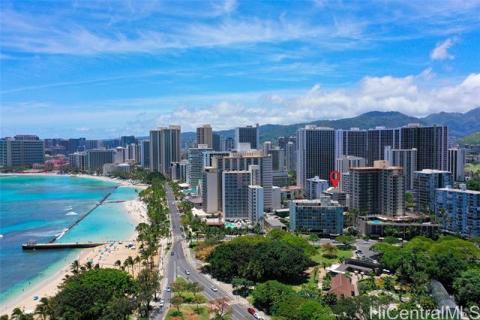 Tradewinds Plaza(unit#906)