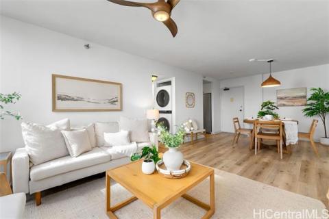 Royal Capitol Plaza(unit#1409)