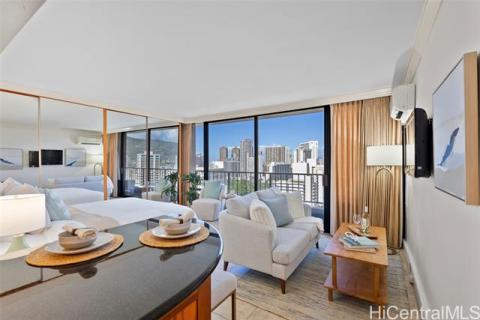 Royal Garden At Waikiki(unit#2108)