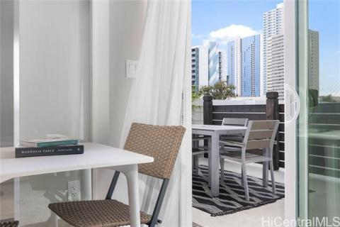 The Block 803 Waimanu(unit#512)