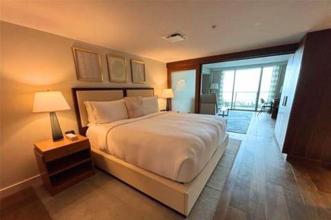 The Ritz-Carlton Residences - 383 Kalaimoku(unit#2906)