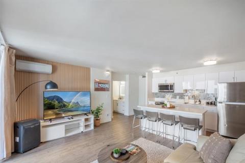 Waikiki Banyan(unit#906)