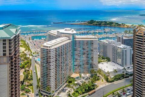 Ilikai Apt Bldg(unit#405)