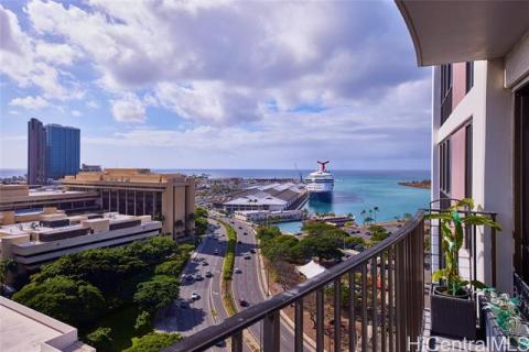 Harbor Square(unit#1708)