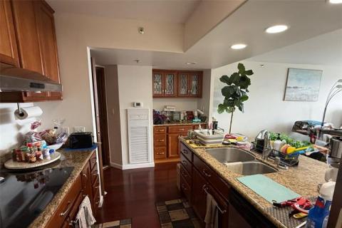 Royal Iolani(unit#2506)