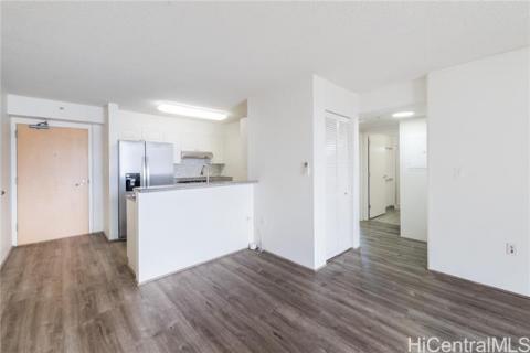 801 South St(unit#3802)