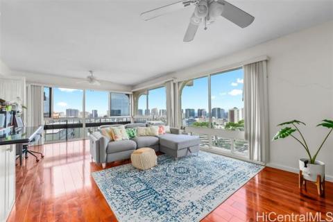 Royal Vista(unit#902B)