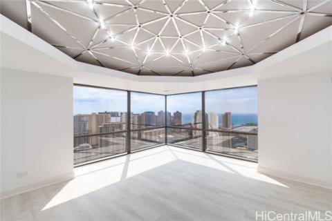 Century Center(unit#4100)