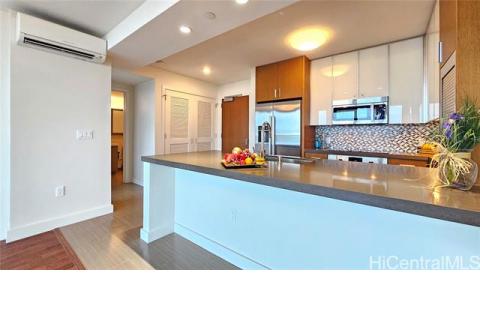 The Collection(unit#1304)