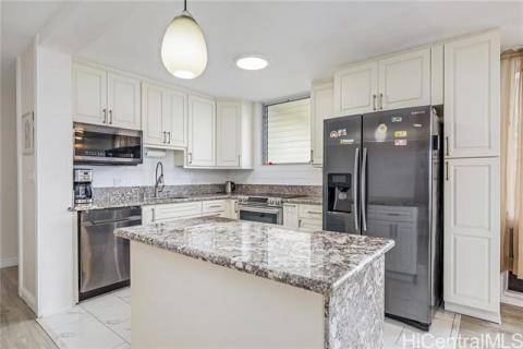 1717 Ala Wai(unit#PH ii7)