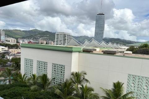 Atkinson Plaza(unit#1107)