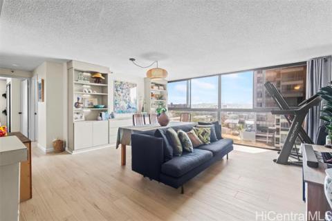 Kings Gate(unit#1103)