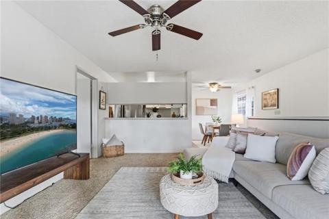 West Loch Fairways(unit#2E)