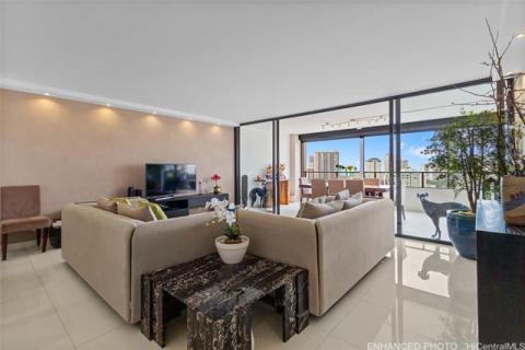 Royal Iolani(unit#DH/2807)