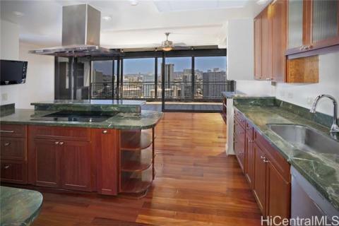 1010 Wilder(unit#803)