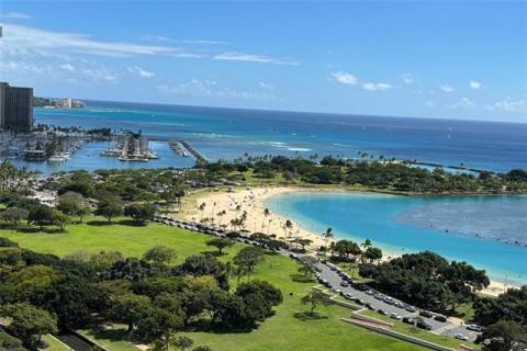 Nauru Tower(unit#1405)