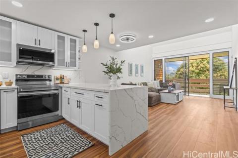 Poinciana Manor(unit#442)