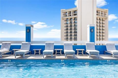 Pacific Monarch(unit#1705)