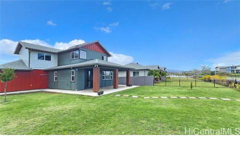 HOOPILI-THE BLUFFS AT IKENA