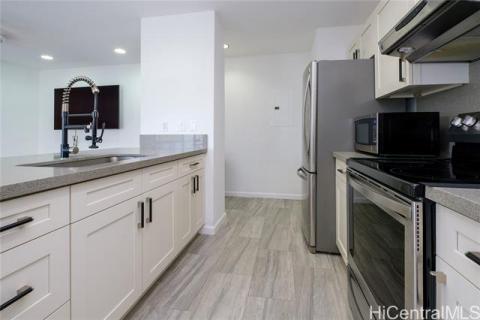 Crescent Lane 1(unit#18)