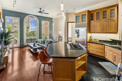 Loft at Waikiki(unit#504)