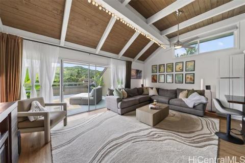 Club View Gardens 2(unit#13/1301)