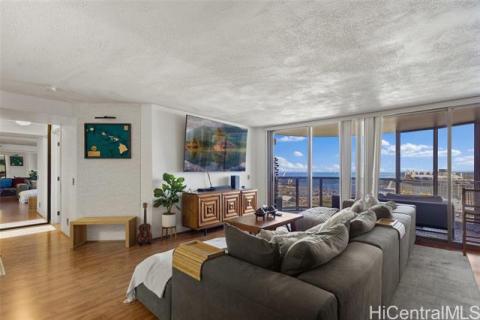 One Waterfront Tower(unit#2103)