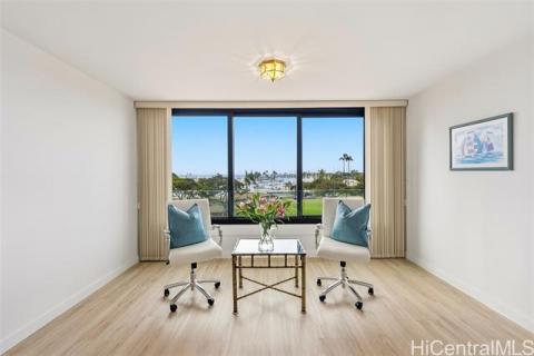 Yacht Harbor Towers(unit#500)