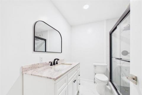 Poinciana Manor(unit#252)