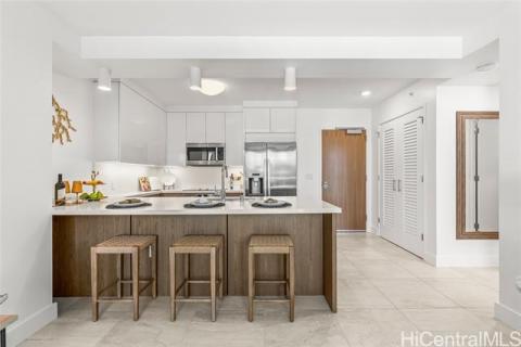 Azure Ala Moana(unit#1510)