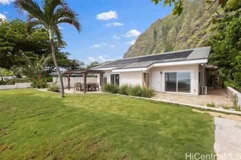 KUALOA BEACH