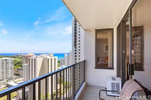 Waikiki Banyan(unit#2507-T1)