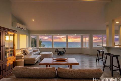 KAHALA-BLACK POINT