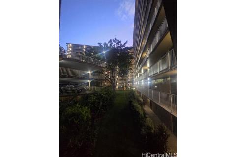 Waikalani Woodlands(unit#A1204)
