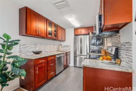 Harbor Square(unit#802)