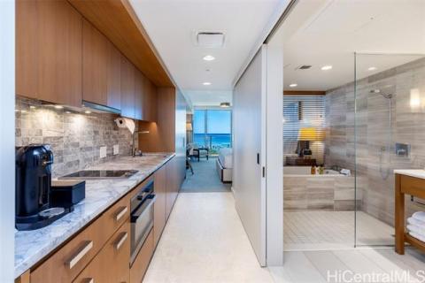 The Ritz-Carlton Residences Twr 2 - 383 Kalaimoku(unit#2411)