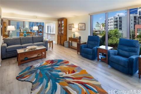 One Waterfront Tower(unit#Makai 201)